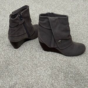 NWT Blowfish Brownish Gray Ankle Booties